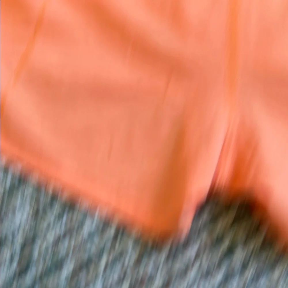 Lululemon Women's Orange Speed Up Shorts size 6 - Picture 7 of 14